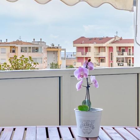 Casa Andrea A 1,5 Km Dal Mare! Appartement Quartu SantʼElena Buitenkant foto