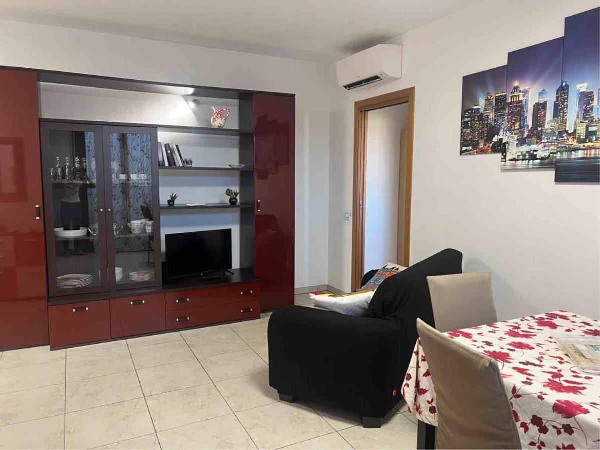 Casa Andrea A 1,5 Km Dal Mare! Appartement Quartu SantʼElena Buitenkant foto